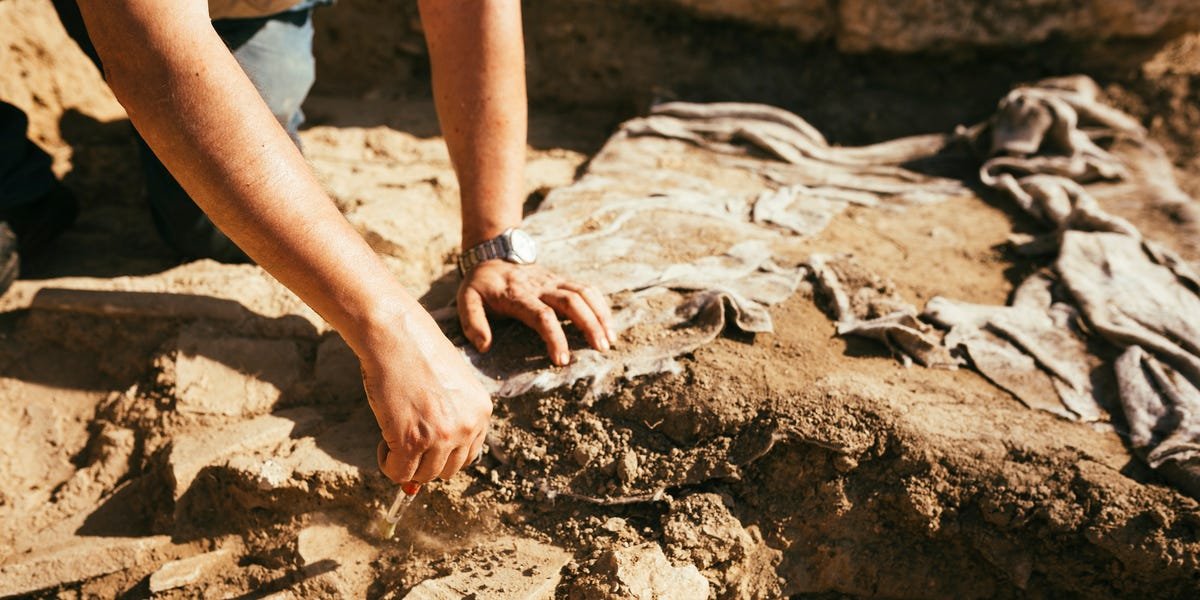 Archäologen graben Schätze alter Nomaden aus